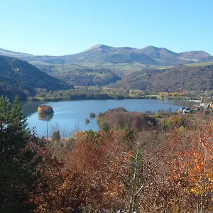 Hébergement de vacances Les Chenets, Chambon-sur-Lac